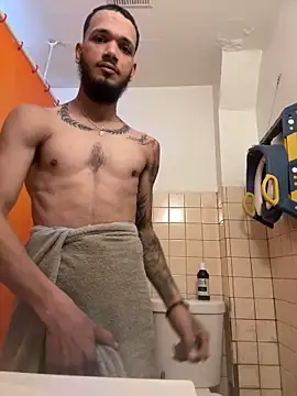 Snapshot of EnanoVerga chatting on 02.03.26 EnanoVerga online show from 02.03.26