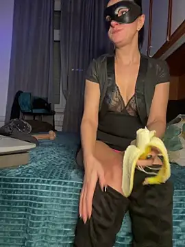 IRISKOSU online show from 02.04.26