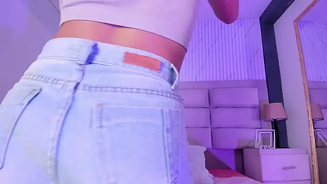 CarolineFyre online show from 03.05.26