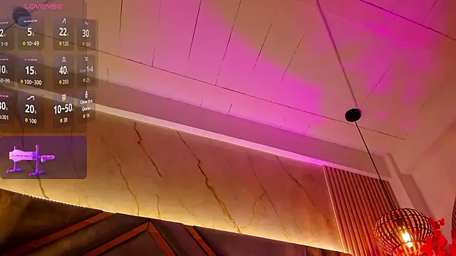 Snapshot of EmmaLovve chatting on 02.15.26 EmmaLovve online show from 02.15.26