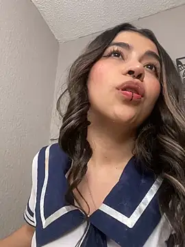 Snapshot of loveegirll1 chatting on 02.03.26 loveegirll1 online show from 02.03.26