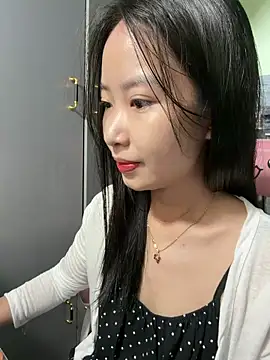 Linne6789 online show from 05.15.26