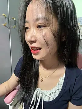 Linne6789 online show from 05.28.26