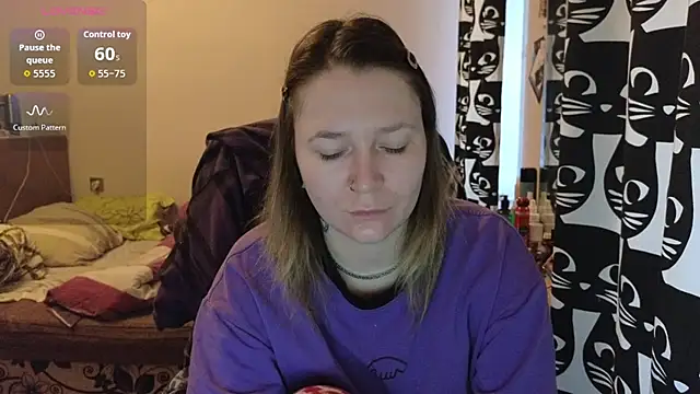 Snapshot of Ozalin_ chatting on 02.05.26 Ozalin online show from 02.05.26