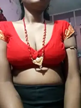 Snapshot of Komal9080 chatting on 03.03.26 Komal9080 online show from 03.03.26