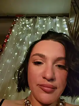 Snapshot of HotDevilGirl_ chatting on 02.13.26 HotDevilGirl online show from 02.13.26