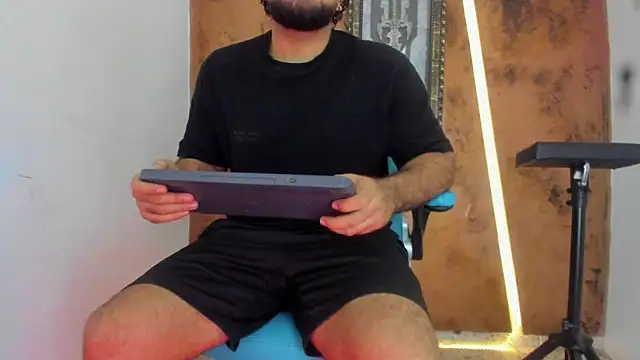 Chris Evans22 online show from 02.21.26