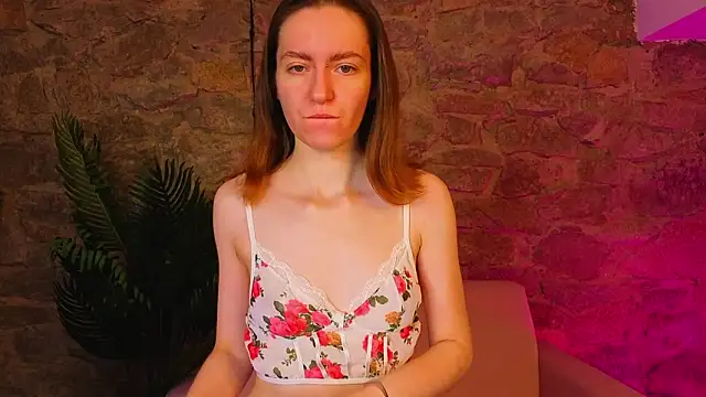 Snapshot of KristineValbuena chatting on 02.06.26 KristineValbuena online show from 02.06.26