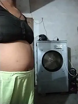 Snapshot of horny_indian90 chatting on 05.20.26 horny indian90 online show from 05.20.26
