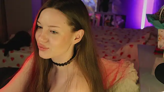 Alisia here online show from 04.17.26