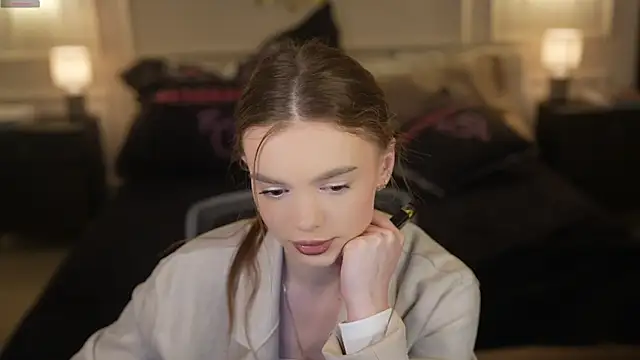 Zlata Sky online show from 06.11.26