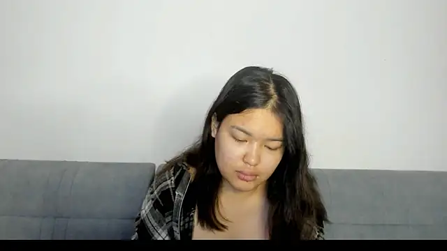 luna yum online show from 02.25.26