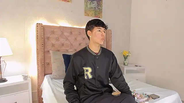 noah lewiss online show from 02.13.26