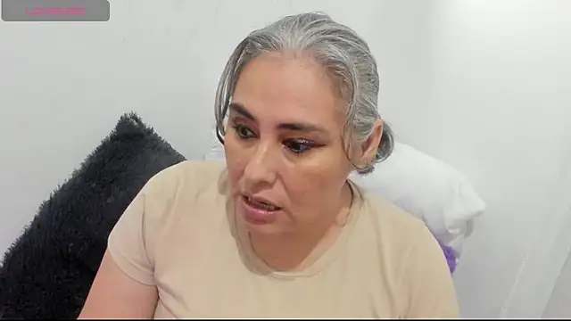 Snapshot of mature_gold1 chatting on 02.09.26 mature gold1 online show from 02.09.26