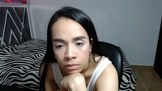 paula lopez   online show from 04.03.26