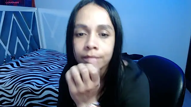 Snapshot of paula_lopez__ chatting on 04.25.26 paula lopez online show from 04.25.26