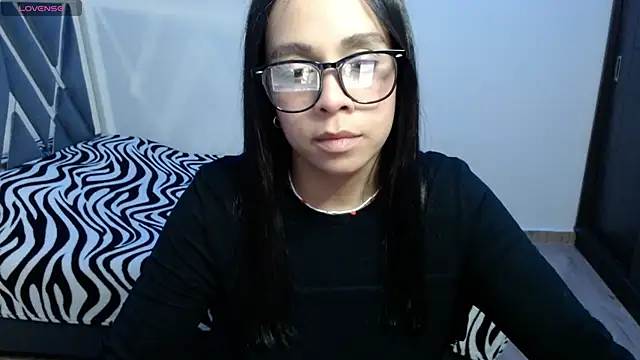 Snapshot of paula_lopez__ chatting on 05.09.26 paula lopez online show from 05.09.26