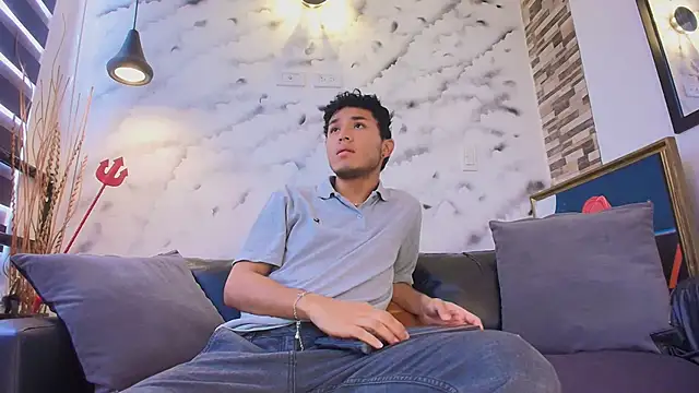 Snapshot of Damon_Salvarote_S chatting on 03.02.26 Damon Salvarote S online show from 03.02.26