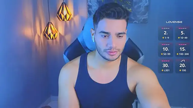 AndresRodriguez1 online show from 04.15.26