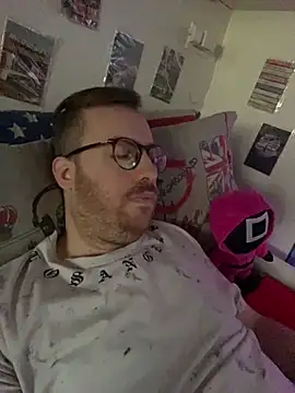 Snapshot of io1Elian chatting on 04.04.26 io1Elian online show from 04.04.26