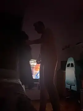 Snapshot of io1Elian chatting on 04.08.26 io1Elian online show from 04.08.26