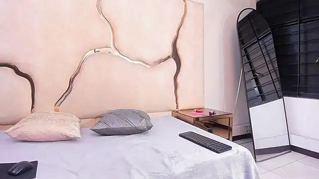 Snapshot of SexyAlyssax69 chatting on 03.01.26 SexyAlyssax69 online show from 03.01.26