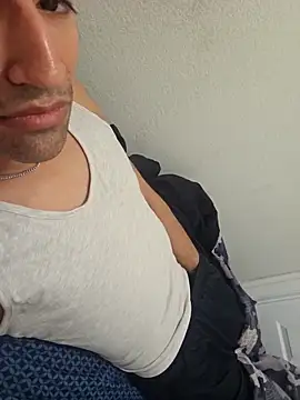 Snapshot of Yoloso33 chatting on 02.26.26 Yoloso33 online show from 02.26.26