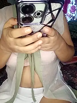 Snapshot of Rotna_begum chatting on 04.21.26 Rotna begum online show from 04.21.26