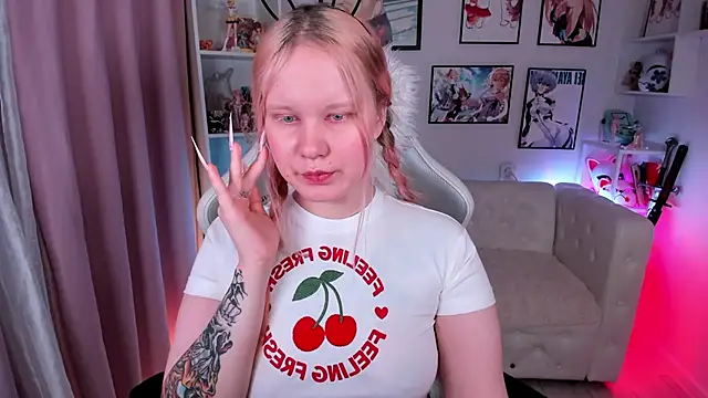 AnnieVibe online show from 04.05.26