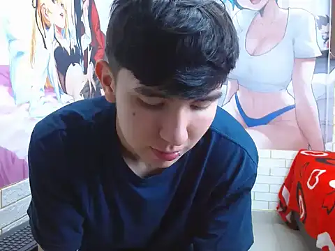 Snapshot of massimoferrera303av chatting on 02.04.26 massimoferrera303av online show from 02.04.26