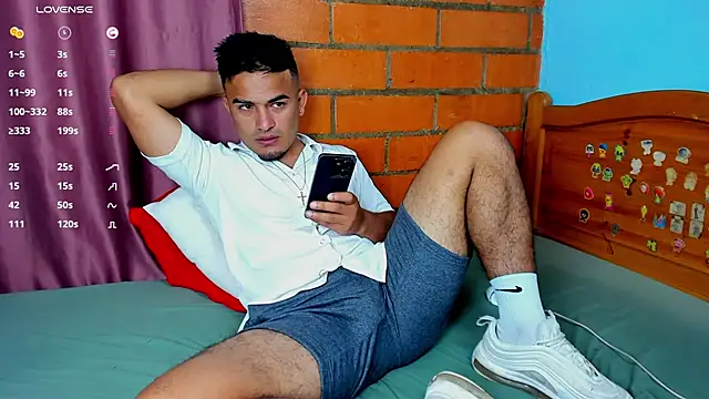 diegocr   online show from 04.23.26