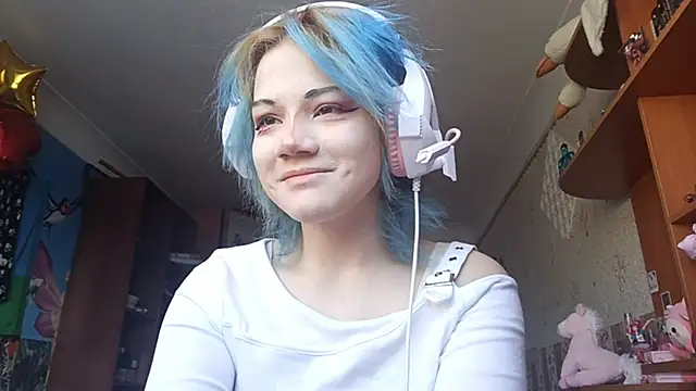 Snapshot of KathernSaulters chatting on 02.13.26 KathernSaulters online show from 02.13.26