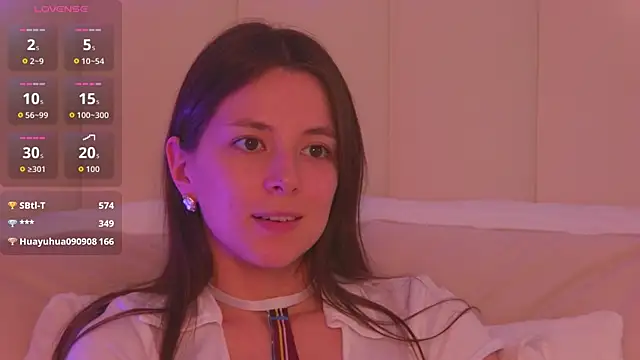 AlisseMoore online show from 04.13.26