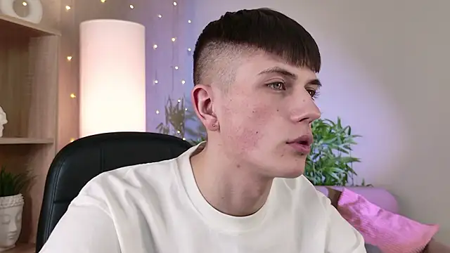 Snapshot of Rony_Joy chatting on 02.23.26 Rony Joy online show from 02.23.26