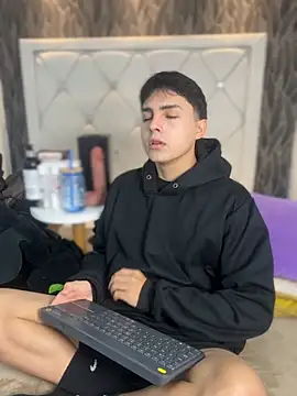 Samu Hott online show from 03.30.26