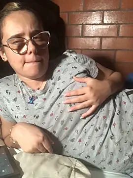 Snapshot of cristalprincess_ chatting on 02.04.26 cristalprincess online show from 02.04.26