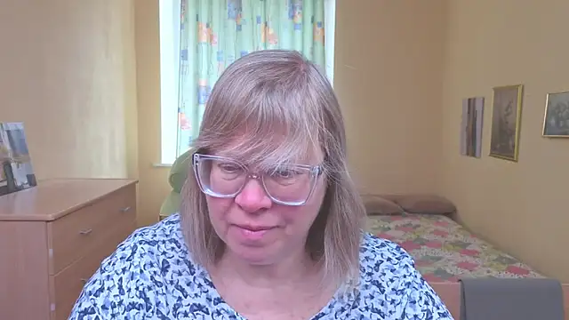 Snapshot of Emma_Eclipsee chatting on 02.24.26 Emma Eclipsee online show from 02.24.26