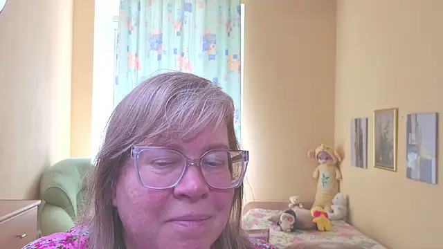 Emma Eclipsee online show from 05.16.26