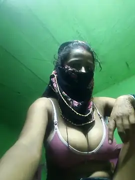 Snapshot of Vinita_cuty chatting on 04.05.26 Vinita cuty online show from 04.05.26