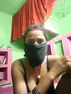 Snapshot of Vinita_cuty chatting on 05.22.26 Vinita cuty online show from 05.22.26