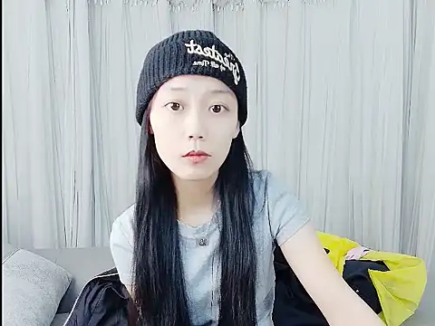 Snapshot of HUIZI8 chatting on 02.02.26 HUIZI8 online show from 02.02.26