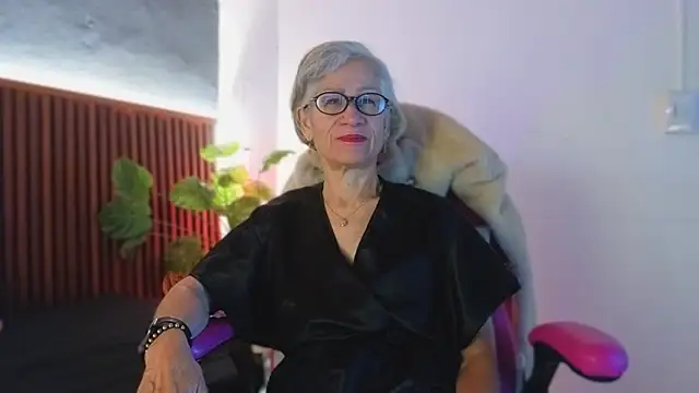 miss monserrate01 online show from 02.09.26