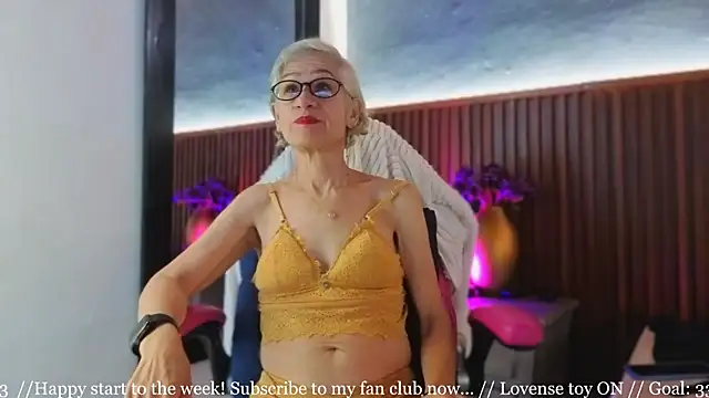 miss monserrate01 online show from 02.20.26