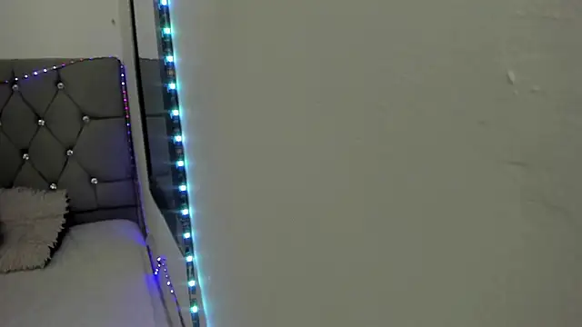 Snapshot of _1DERECK chatting on 02.16.26 1DERECK online show from 02.16.26