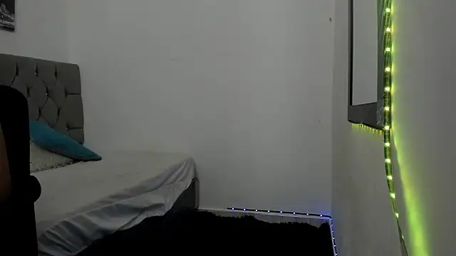 Snapshot of _1DERECK chatting on 03.13.26 1DERECK online show from 03.13.26