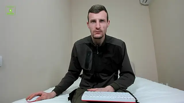 Snapshot of Deymond_Russo chatting on 02.19.26 Deymond Russo online show from 02.19.26