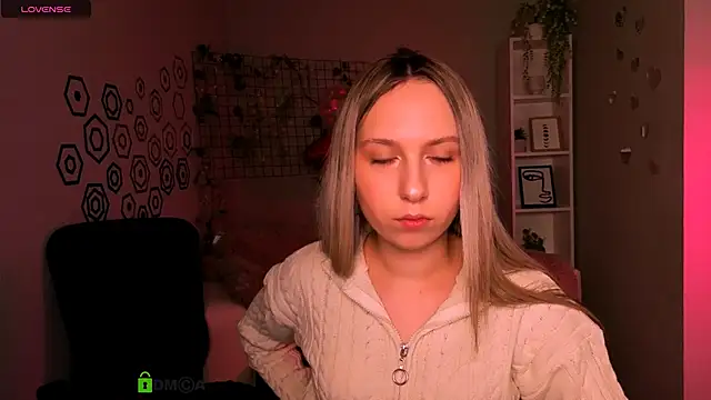 tiffani murr online show from 02.25.26