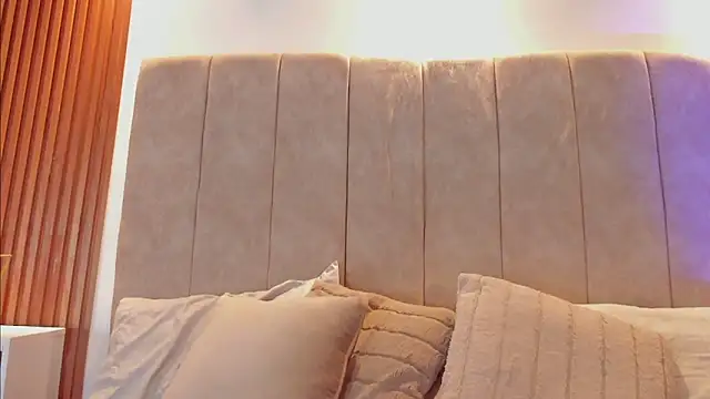 Snapshot of _Laura_saenz1 chatting on 02.03.26 Laura saenz1 online show from 02.03.26