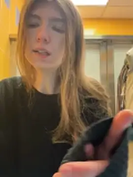 Bubble Chloe online show from 02.12.26