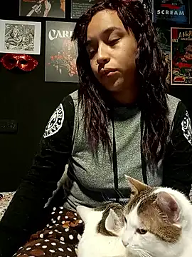 Snapshot of GingerLara chatting on 02.14.26 GingerLara online show from 02.14.26